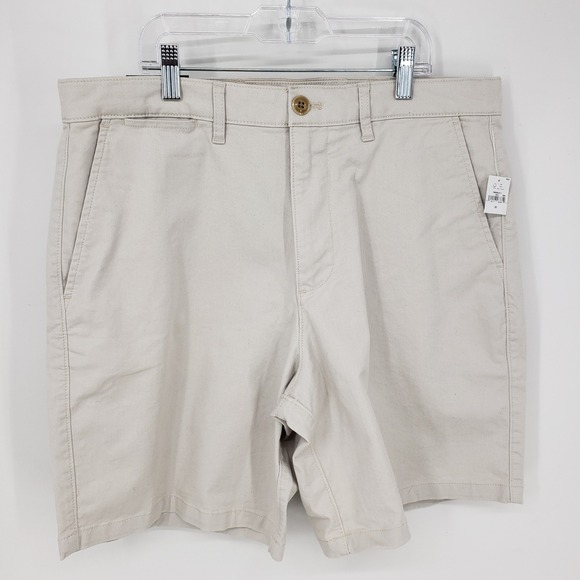 GAP Other - GAP Men's Khaki Shorts Stretch Comfort Waistband 8 Inch Inseam Size 31 Tan